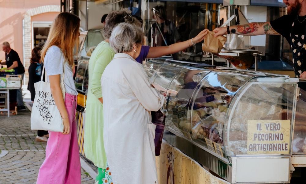 Mercato Settimanale