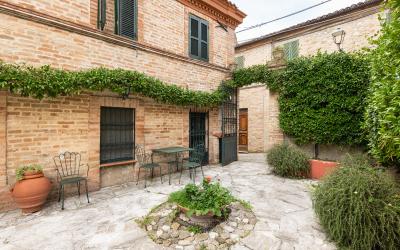 Foto Daniele/OPERATORI/Montalto 2 POI-2.jpg