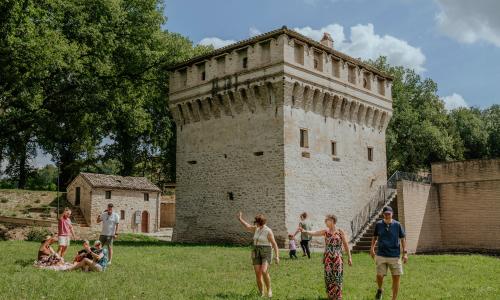 Montalto delle Marche: the village and the countryside