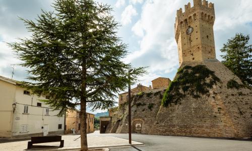 Montalto delle Marche - anello di Porchia in e-bike